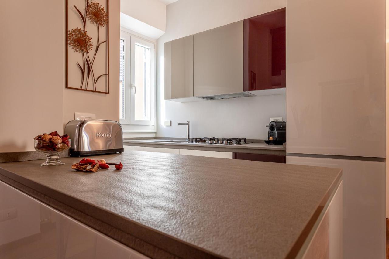 Emma - Lovely Suite In Trastevere Рим Екстериор снимка
