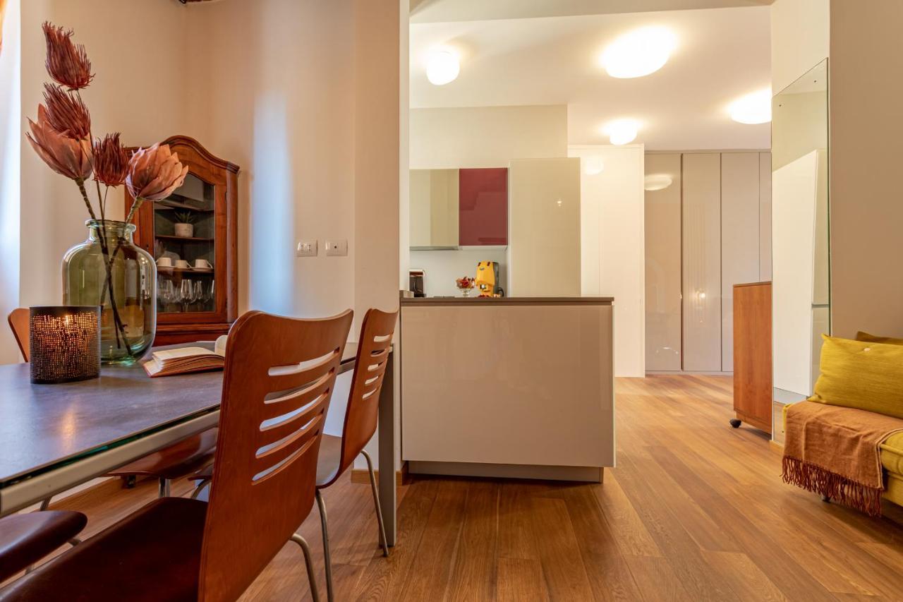 Emma - Lovely Suite In Trastevere Рим Екстериор снимка