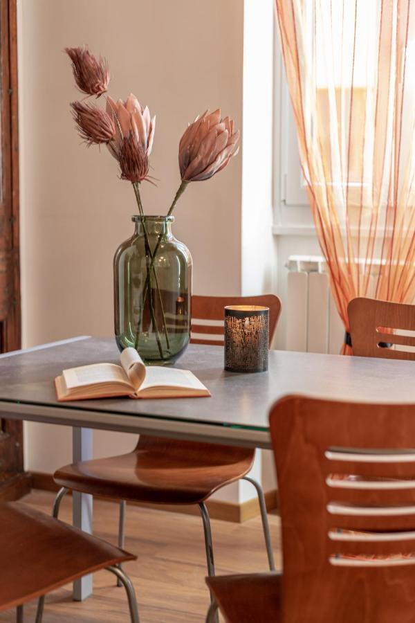 Emma - Lovely Suite In Trastevere Рим Екстериор снимка